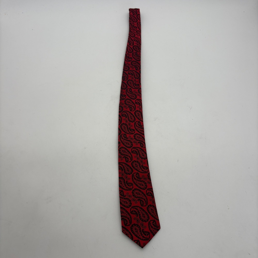 Versa Collezioni Mens Red Black Paisley Hand Made Classic Necktie